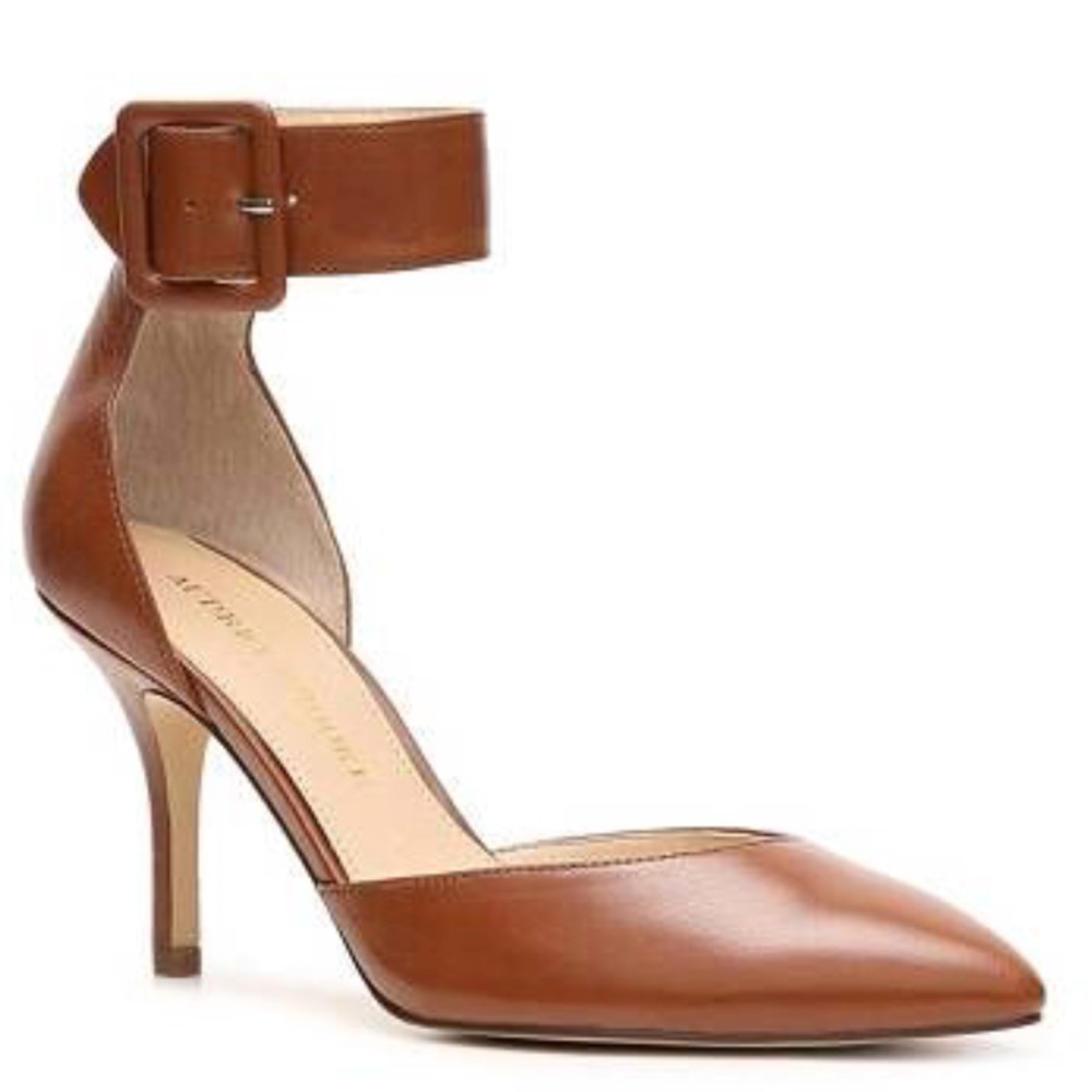 Audrey Brooke Abhylda Natural Leather Heel